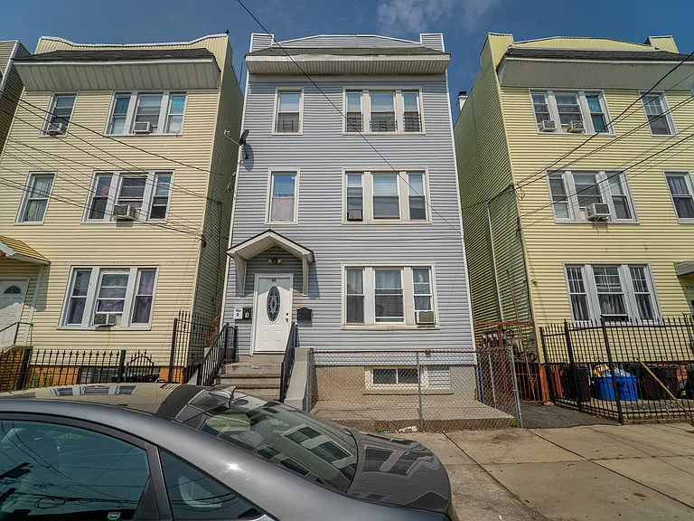 422 Woodside Ave #3 — Photo 22