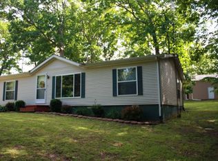 12311 N Ring Ln, WOODLAWN, IL 62898