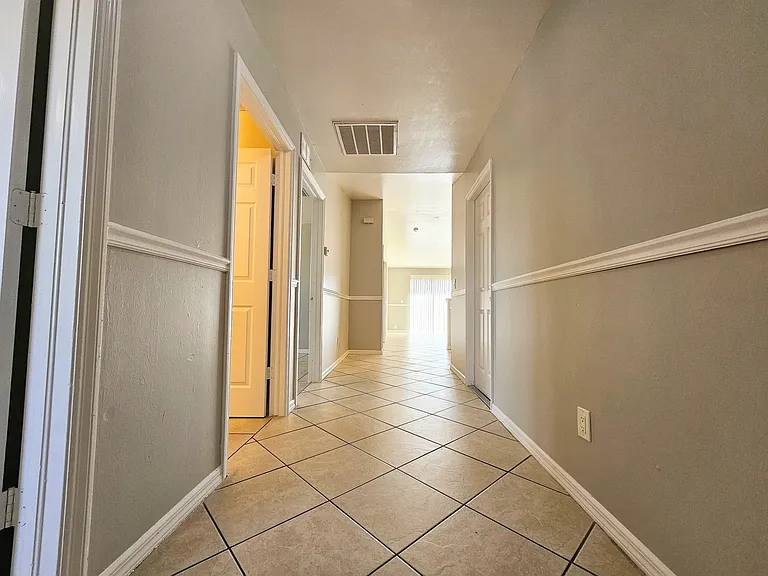 230 Hightower Ave S — Photo 12