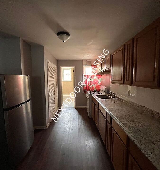 1st image of 90 E 21st St #1M