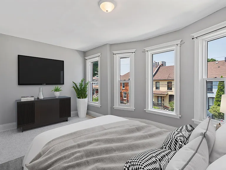 40 Ashley St — Photo 14