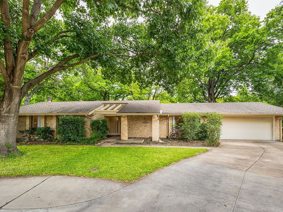 1st image of 3 Ridgewood Cir