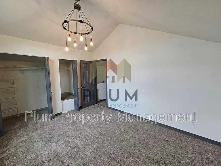 1314 Bulwer St — Photo 15