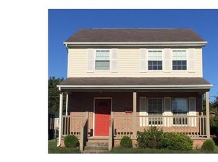 913 Henrietta St, Ravenswood, WV 26164