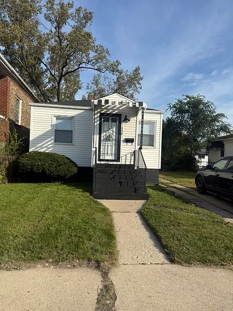720 W 19th Ave
