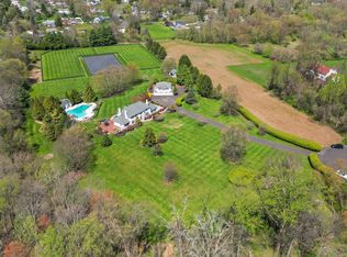 40 Beverly Hills Rd, Warminster, PA 18974