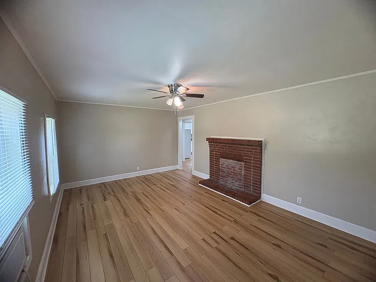 59 E Parsonage St — Photo 16
