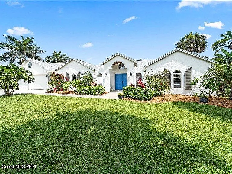 4 bed, 2517 sqft, $4,200 — Photo 1