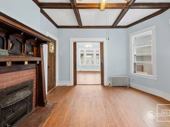 968 East 10th Street image 9 of 16