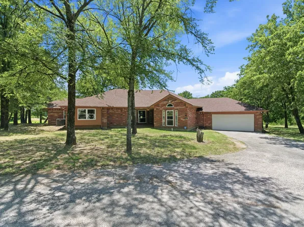 321 County Road 211, Gainesville, TX 76240