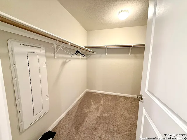 807 Blue Lndg — Photo 14