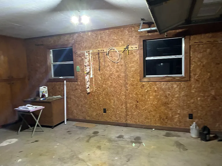 5442 Highway 190 W — Photo 36