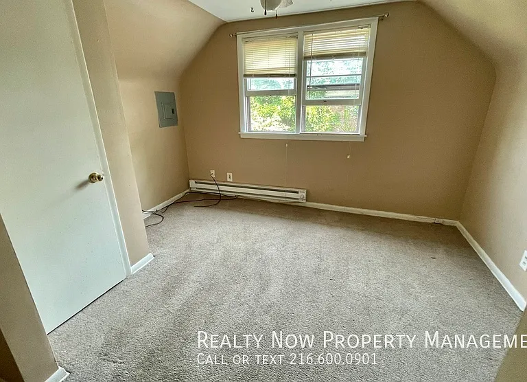 1647 Hillcrest Rd #3RD-3 — Photo 5
