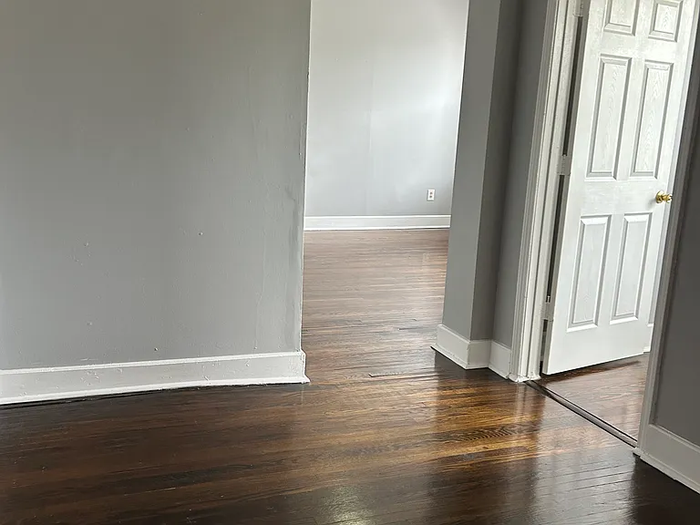 5934 Plymouth Ave — Photo 6