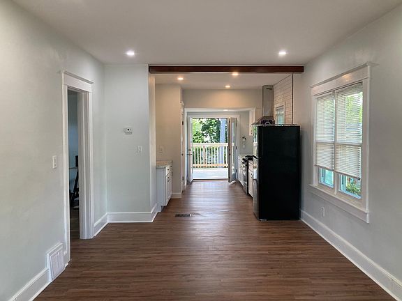 2nd image of 49 Saratoga Ave