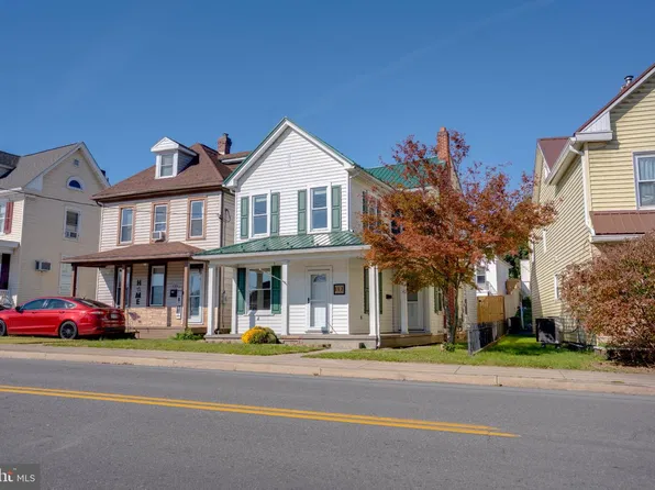 117 S Walnut St, Lewistown, PA 17044