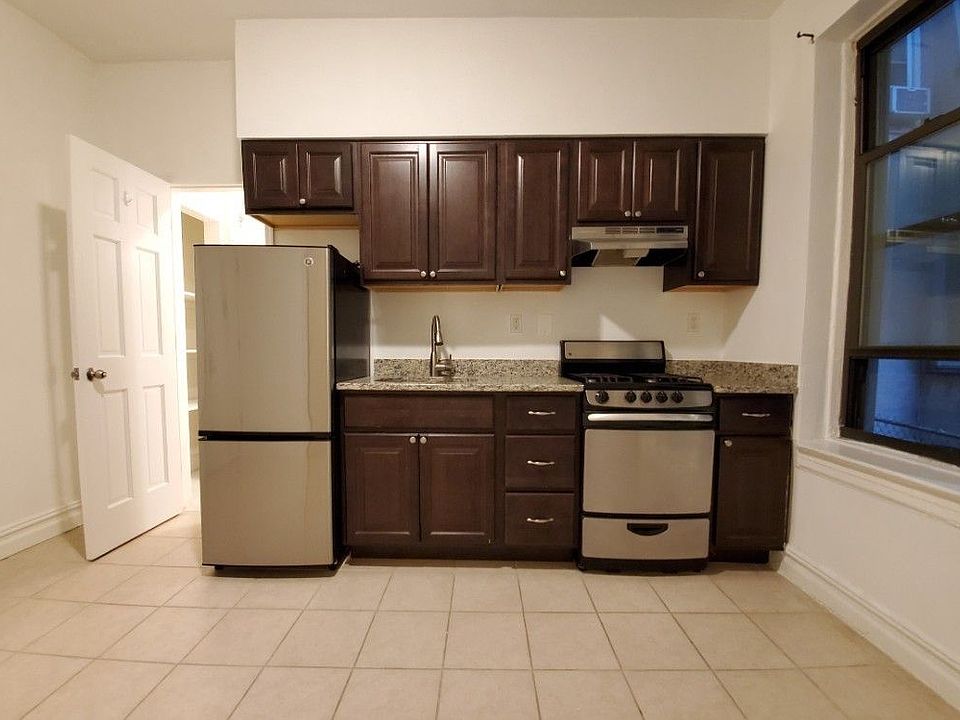 1st image of 4816 46th St APT A3