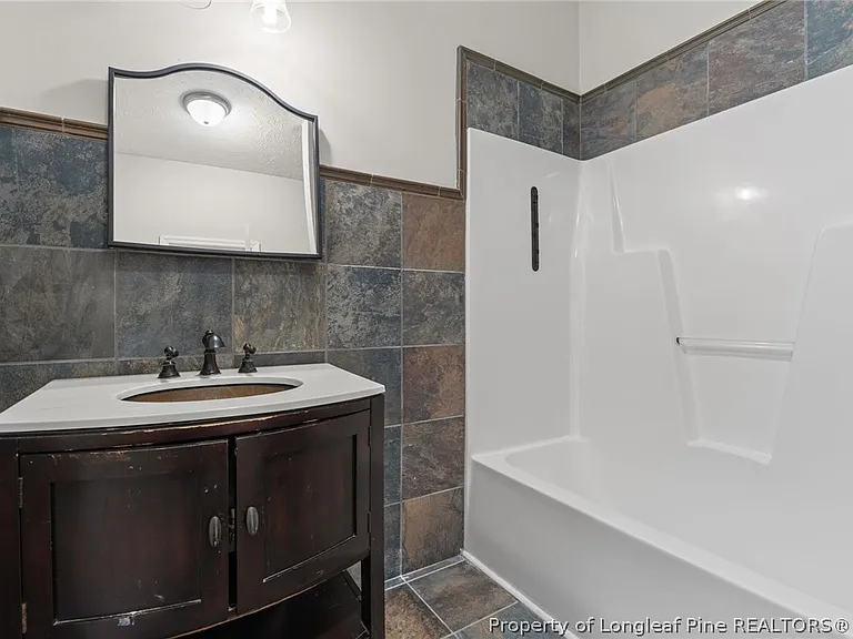 109 Canyon Ct — Photo 30