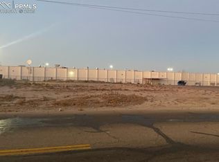 8 Ivywood Ln, Pueblo, CO 81005