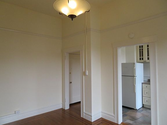 4th image of 1600 Fell St #302