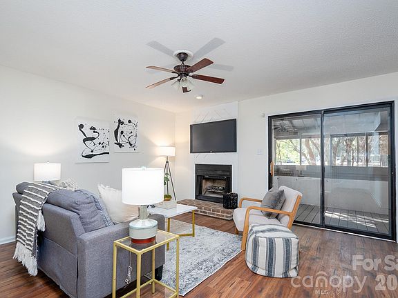 3rd image of 7309 Winery Ln