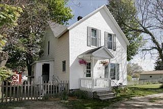 2nd image of 905 E Michigan Ave