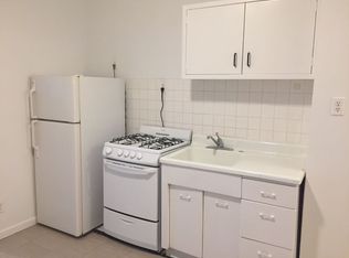 170 Henry St APT 2B, New York, NY 10002
