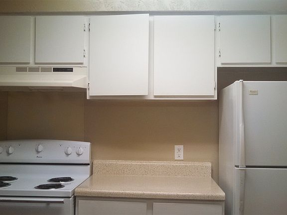 2nd image of 5025 Amesbury Dr APT 233