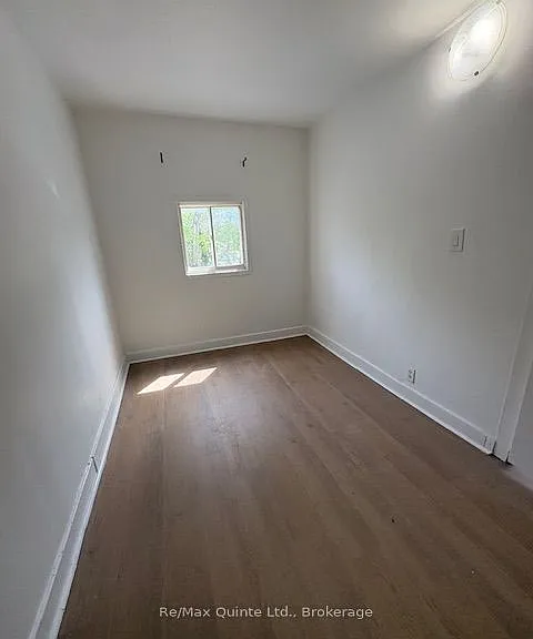 19 Alberta St #2 — Photo 10