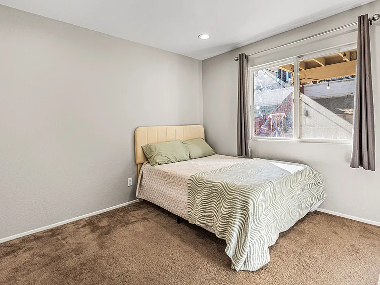 44570 Johnston Dr — Photo 19