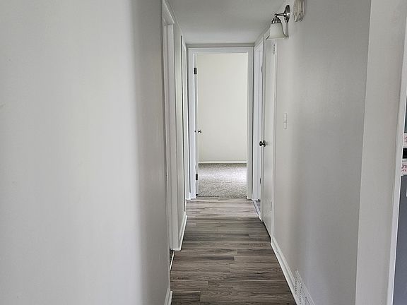 2nd image of 87 W Barrett Ave