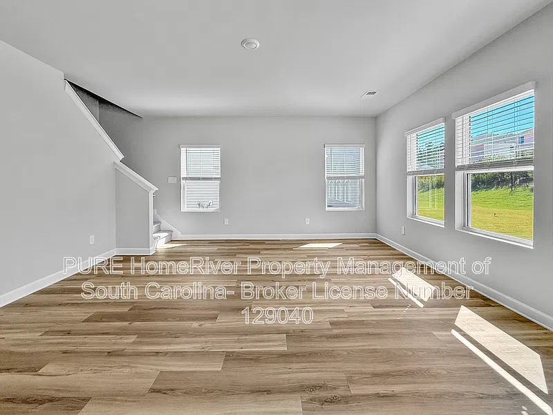 1521 Switchback Cir