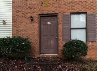 979 Hickory Bend Rd, Atlanta, GA 30349