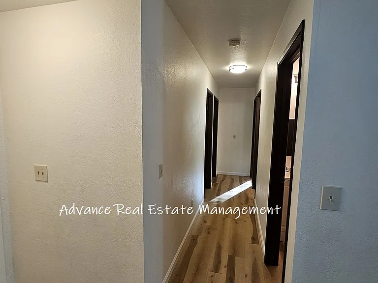 5 Eckert Ct — Photo 9