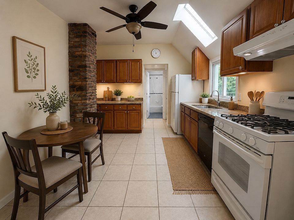 1st image of 17 Wessington Ave Floor 2