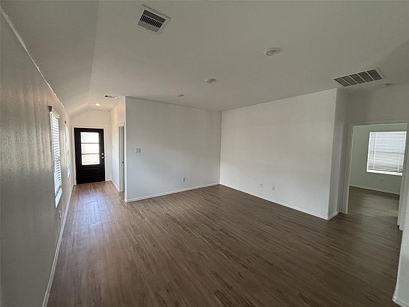 5th image of 1739 Sahara Dr