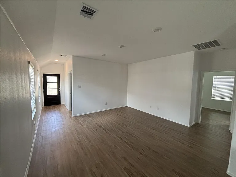 1739 Sahara Dr — Photo 5