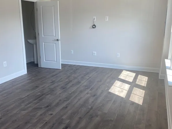 9608 Prince Pl, Upper Marlboro, MD 20774