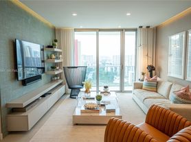 330 Sunny Isles Blvd
