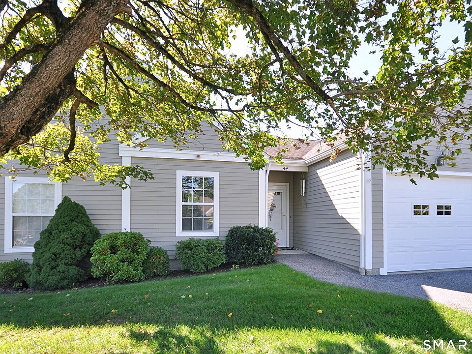 1st image of 44 Elizabeth Circle #44