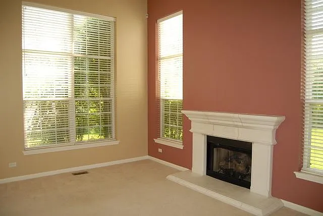 4431 W Brownstone Way — Photo 2