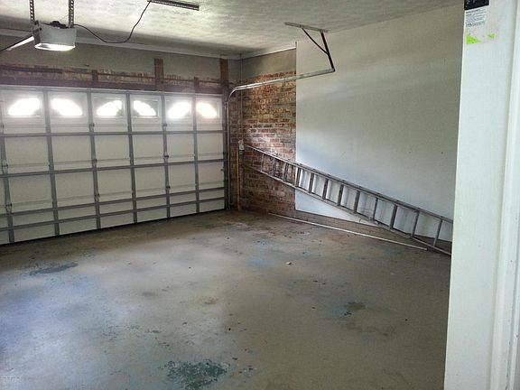 5th image of 8487 Glade Ln