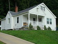1st image of 123 Church St