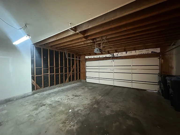 401 Tepatitlan Ct — Photo 21
