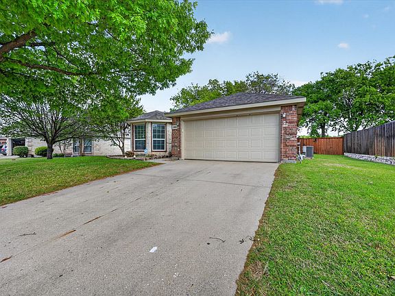 5th image of 3304 Glenmore Dr