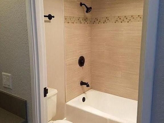5th image of 700 E Ocean Blvd Unit 604