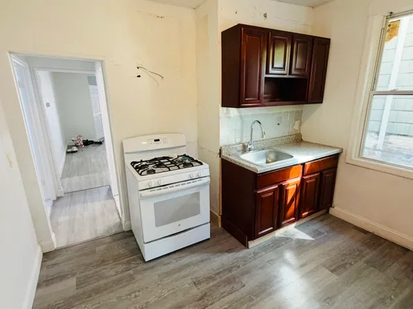 (undisclosed Address), Staten Island, NY 10301