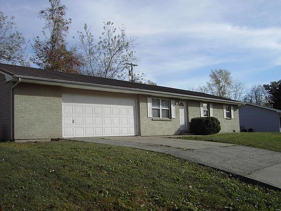 2nd image of 1018 Villa Ln