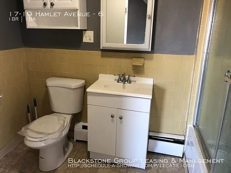 17-19 Hamlet Ave — Photo 6