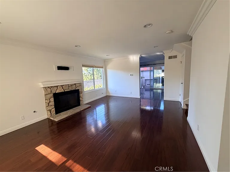 27900 Ridgecove Ct N — Photo 3
